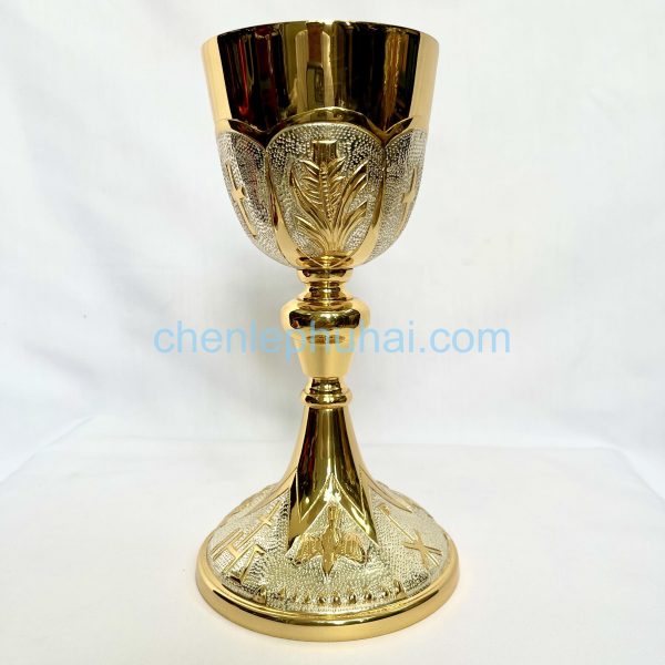 09 Chén chạm 6 múi xi vàng bạc